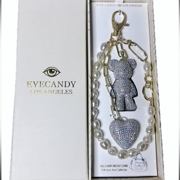 NWT ⚜️💎⚜️ Eye Candy LA Adorable Rhinestone Bear and Heart Key Chain Bag Charm - Picture 1 of 11